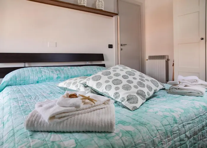 Torre Della Darsena Viareggio