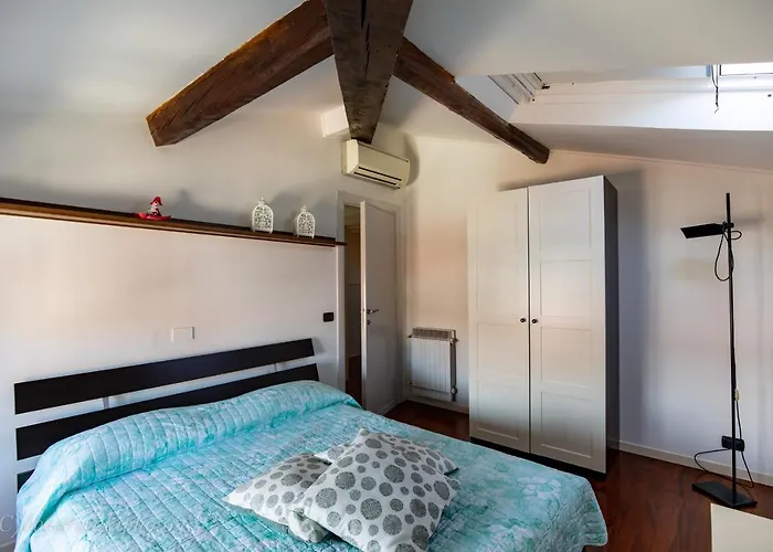 Torre Della Darsena Viareggio