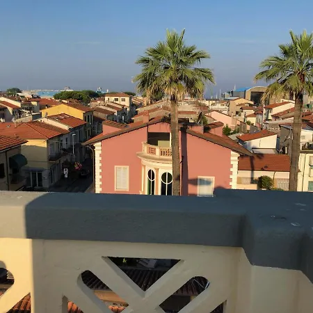 Torre Della Darsena Lägenhet